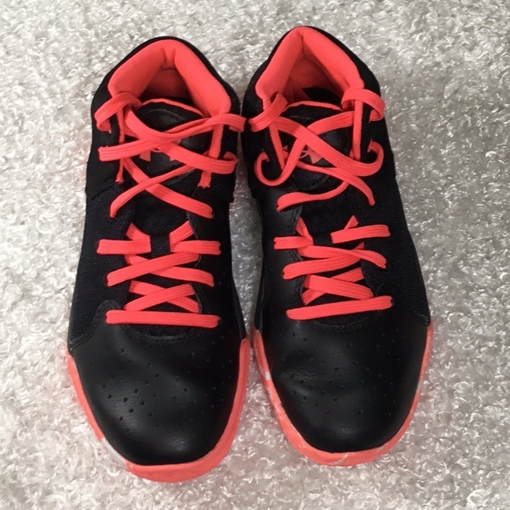 Under Armour Black and Pink Sneakers Athletic Design